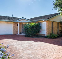 1/4 Huntly Close - Sydney Tourism