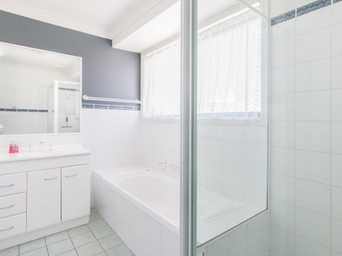 1/54 Parkes, Airconditioned - Sydney Tourism 1