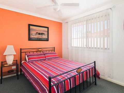 1/54 Parkes, Airconditioned - Sydney Tourism 2