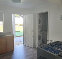 12 Cooloola Drive - Family home close to beach pet friendly - Sydney Tourism