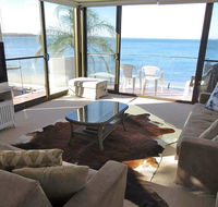 13 'Harbourside' 3-7 Soldiers Point Road - fantastic waterfront unit - Sydney Tourism