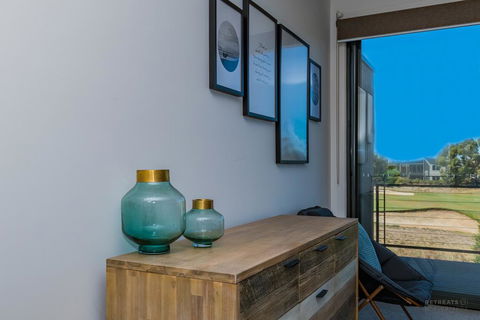 13 Shore Place - Sydney Tourism 3