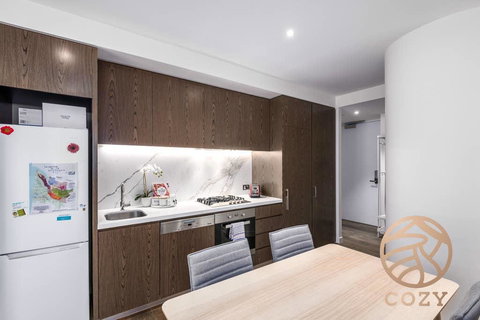 140, Cozy Lakeside Residence In The Heart Of St Kilda, 2BD2BT, Free Parking - Sydney Tourism 3