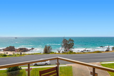 15 Beachpark Apartments - Sydney Tourism 1
