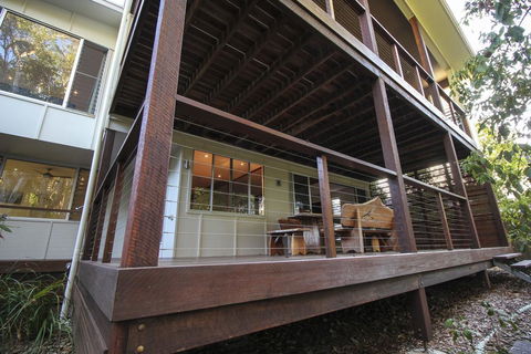 17 Naiad Court - Modern, Open Plan Family Home With Covered Outdoor Area And Double Lock-up Garage - Sydney Tourism 1