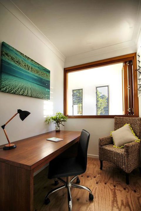 17 Naiad Court - Modern, Open Plan Family Home With Covered Outdoor Area And Double Lock-up Garage - Sydney Tourism 3