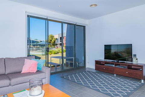 19 Coast Drive - Sydney Tourism 2