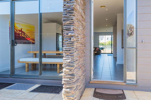 19 Coast Drive - Sydney Tourism 3