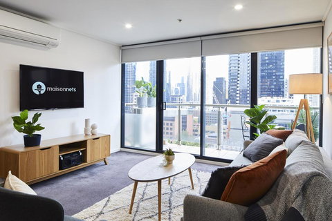 2 Bdrm 2 Bthrm Apt With Parking In Central CBD - Sydney Tourism 0