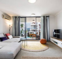 2 Bedroom 2 Bathroom Apt with Balcony and Parking - Sydney Tourism