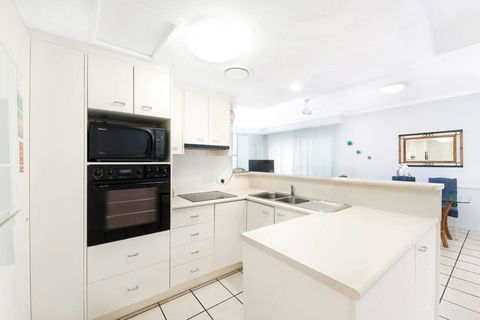 2 Bedroom Alex Unit - Ocean, Pool And Park Views - Sydney Tourism 1
