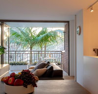 2 Bedroom Apt in Potts Point with Parking - Sydney Tourism