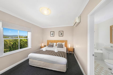 2 Bedroom Villa @ Oaks Cypress Lakes Resort - Sydney Tourism 1