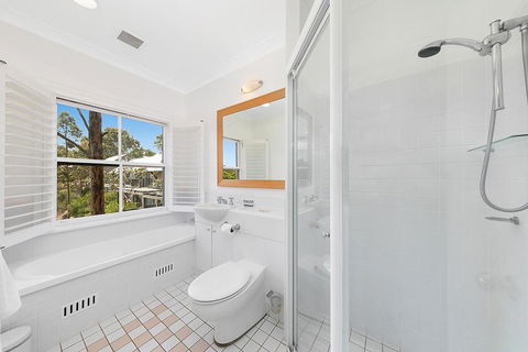 2 Bedroom Villa @ Oaks Cypress Lakes Resort - Sydney Tourism 3