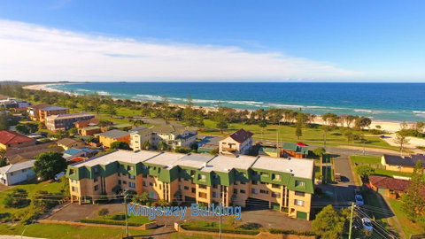 20 Kingsway 3 Bedroom Holiday Apartment - Sydney Tourism 1