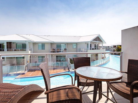 245 'Pacific Blue', 265 Sandy Point Rd - Air Conditioned Unit With Resort Facilities And Linen Supplied - Sydney Tourism 0