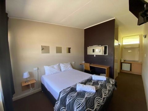 Coal N Cattle Hotel Motel - Sydney Tourism 2