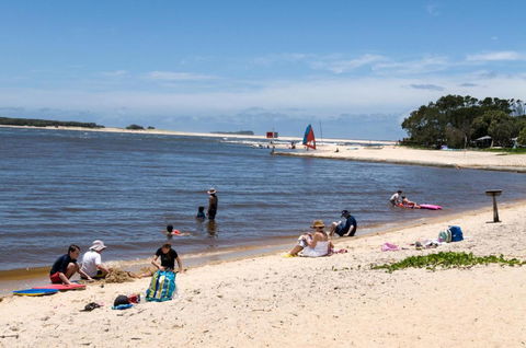 COASTAL ESCAPE@ The Cosmopolitan Unit 20806 - Sydney Tourism 2