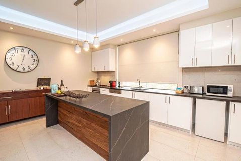 Dale View Luxury Accommodation - Sydney Tourism 4