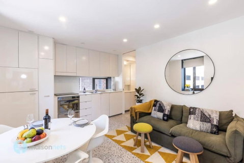 Darlinghurst Apt W A C Balcony Only A Walk To CBD - Sydney Tourism 3