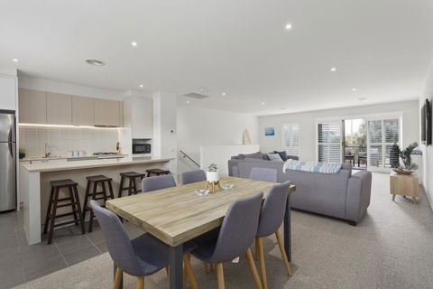 4 Sands Terrace - Sydney Tourism 3