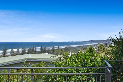 41 Pelican Street, Peregian Beach, Noosa Shire - Sydney Tourism 2
