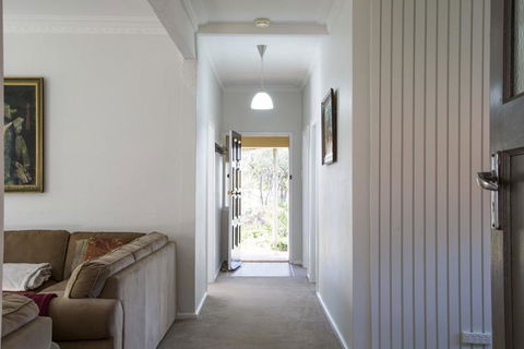 88 Morrisset - Sydney Tourism 0