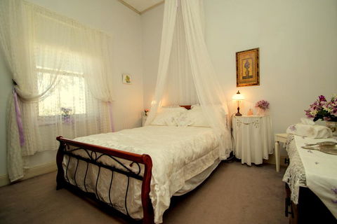 A Miner's Rest - Sydney Tourism 3