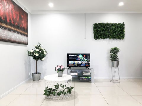 A Stylish Place - Recently Renovated Punbl - Sydney Tourism 1