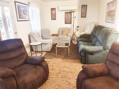 Abelia Cottages Botanical - Sydney Tourism 2