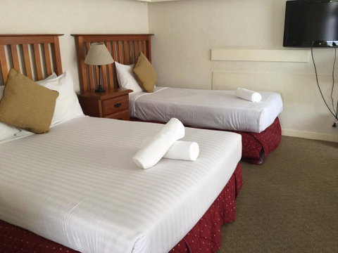 Aberdeen Motor Inn - Sydney Tourism 2