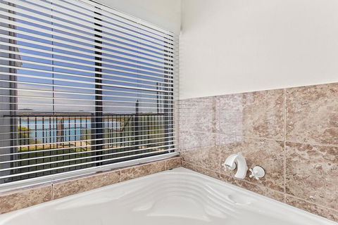 Above And Beyond - Beautiful Home With Pool - Sydney Tourism 2