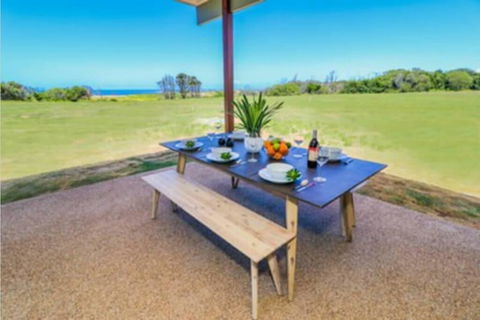 Absolute Beachfront & Secluded New Home - Sydney Tourism 0