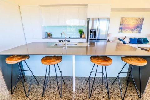 Absolute Beachfront & Secluded New Home - Sydney Tourism 2