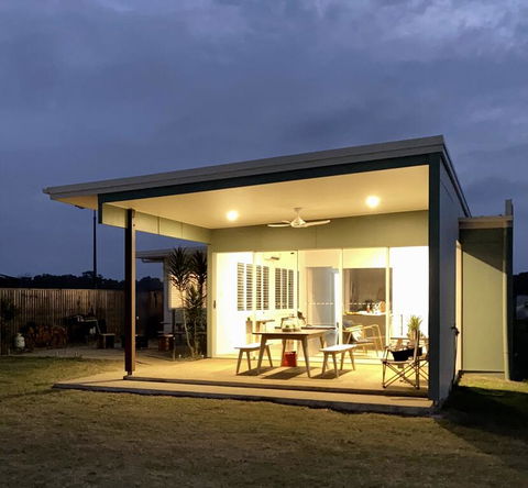 Absolute Beachfront & Secluded New Home - Sydney Tourism 1