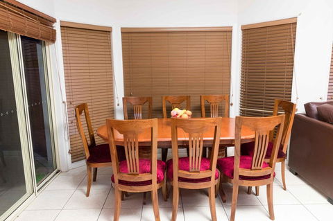 Accommodation At Melbourne - Sydney Tourism 3