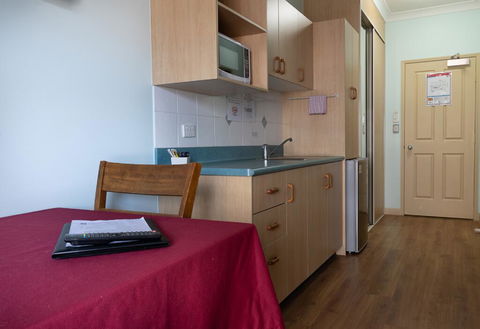 Accommodation On Denham - Sydney Tourism 2