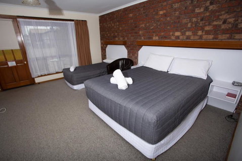 Donald Motor Lodge - Sydney Tourism 4