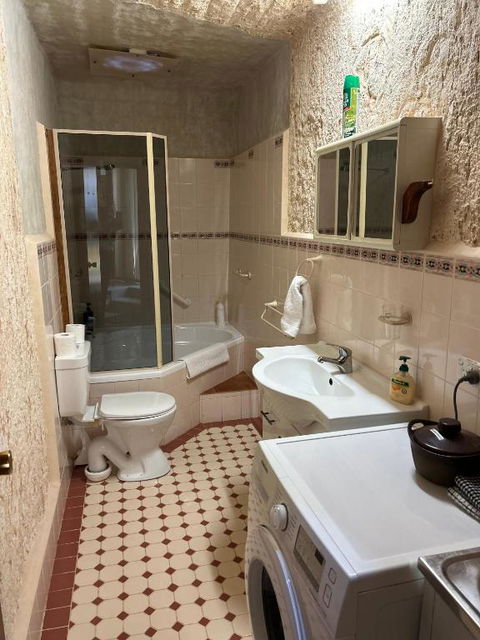 Down To Erth B&B - Sydney Tourism 1