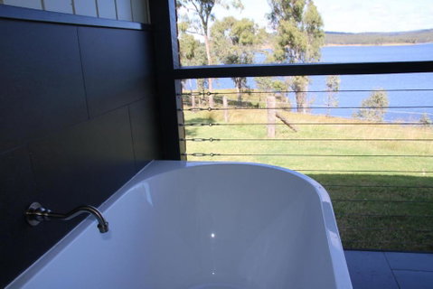 Dusty Hill Vineyard - Moffatdale - Sydney Tourism 3