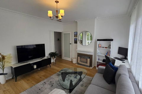 Elsternwick Easy Living - 2 Bedroom Sleeping 4 - Sydney Tourism 0
