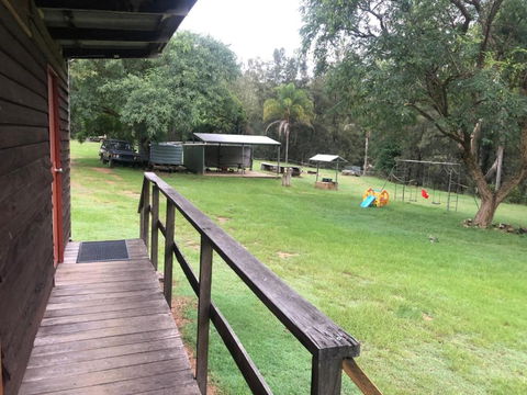 Emu Creek Retreat - Sydney Tourism 4
