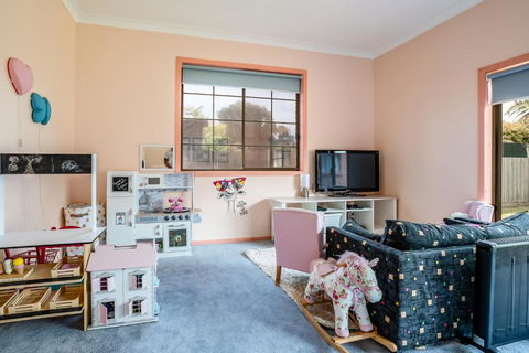 Family Beach House Near Barwon River & Beaches - Sydney Tourism 2