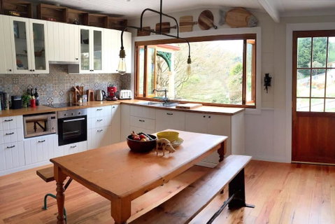 Explore Derby From Gorgeous Home With Outdoor Bath - Sydney Tourism 0