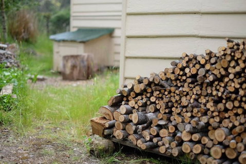 Explore Derby From Gorgeous Home With Outdoor Bath - Sydney Tourism 3