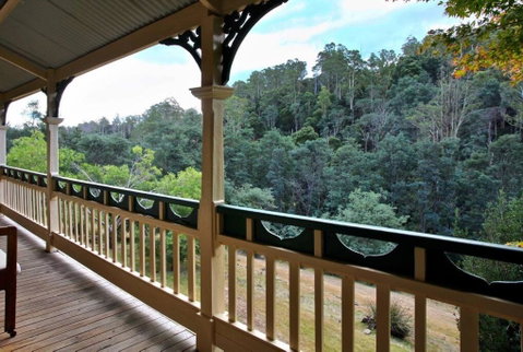 Explore Derby From Gorgeous Home With Outdoor Bath - Sydney Tourism 4