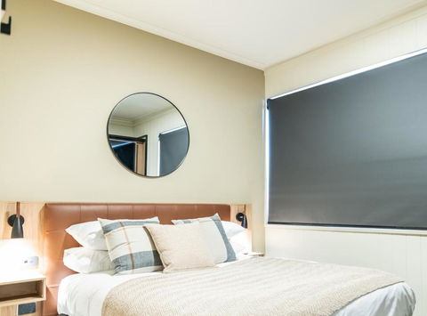 Eyre Hotel - Sydney Tourism 0
