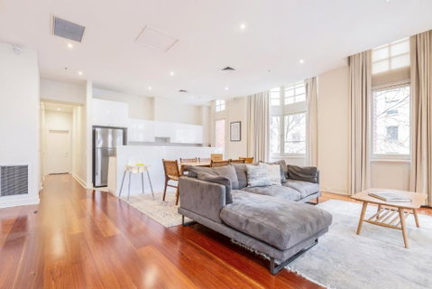 Fabulous Collins Street Luxury 2 BR Apartment - Sydney Tourism 4