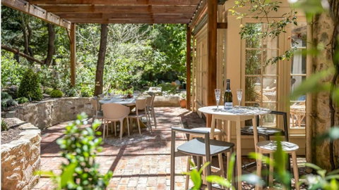 FROGWELL HOLLOW Immerse Into An Idyllic Fairytale - Sydney Tourism 3
