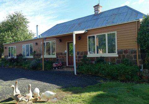 Fulham Homestead Historic Rural Large 3 Bedroom Guesthouse - Sydney Tourism 0